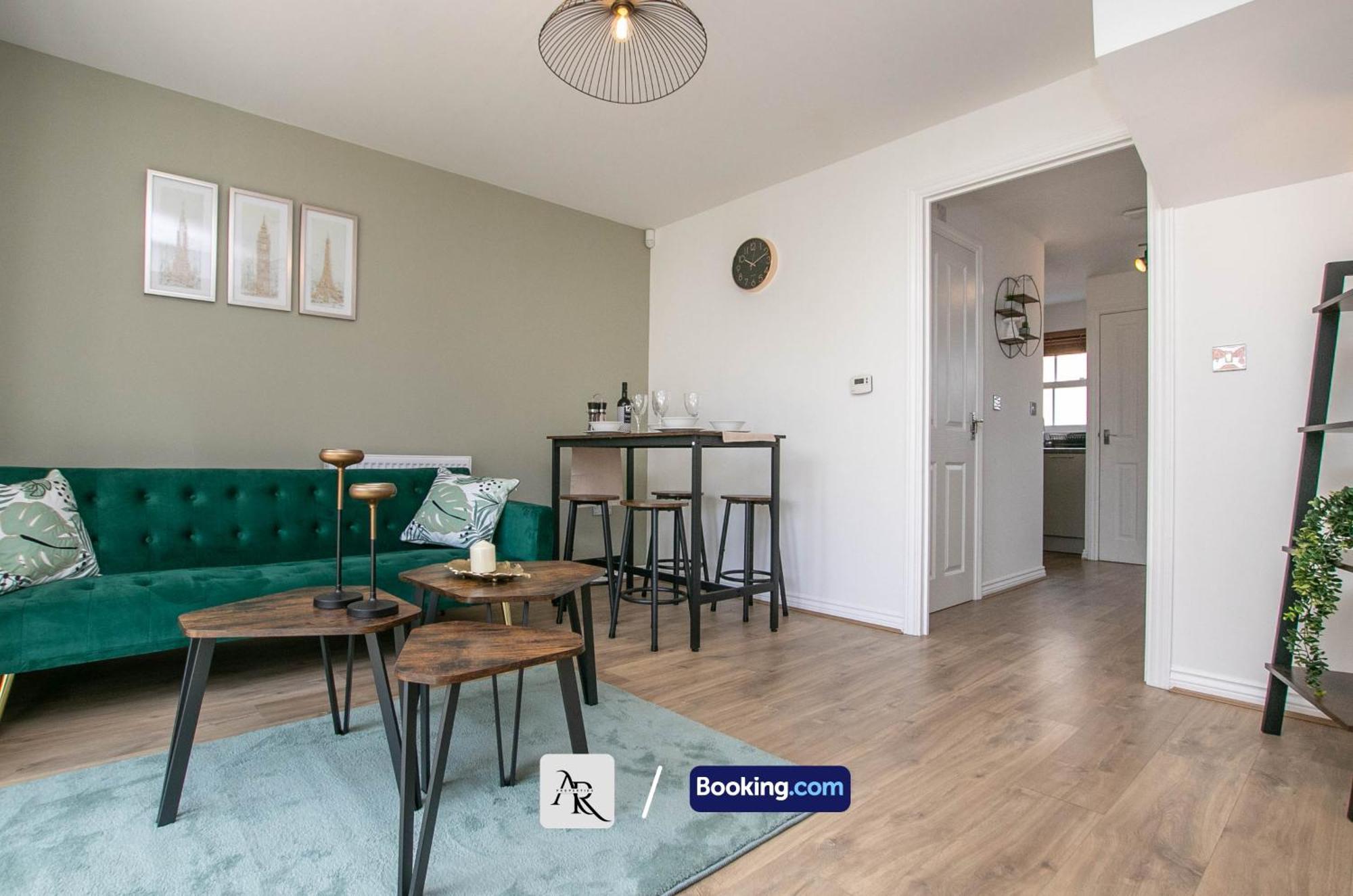 Cozy House By Ar Properties Short Lets & Serviced Accommodation Colchester Exterior photo
