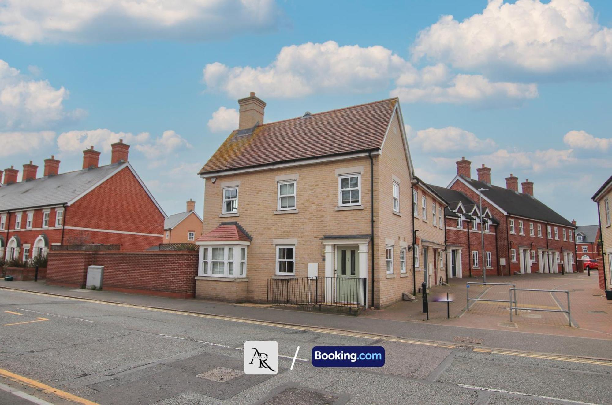 Cozy House By Ar Properties Short Lets & Serviced Accommodation Colchester Exterior photo